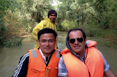 ルーマニアのドナウ川河口のデルタ地帯でボートクルーズ。デルタのジャングルを遊覧しました。