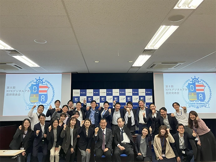 第8期最終発表会の様子