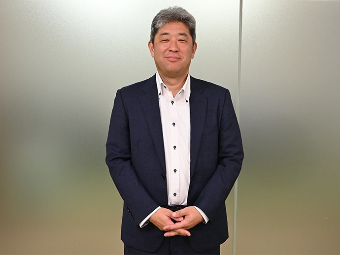 （桑原氏） 1994年日本郵船入社。原油タンカーなどの海上勤務と陸上勤務を繰り返し経験した後、2017年に日本海洋科学に出向。現在、「MEGURI2040」のコンソーシアムのプロジェクトディレクターとしてプロジェクト全体を統括。
