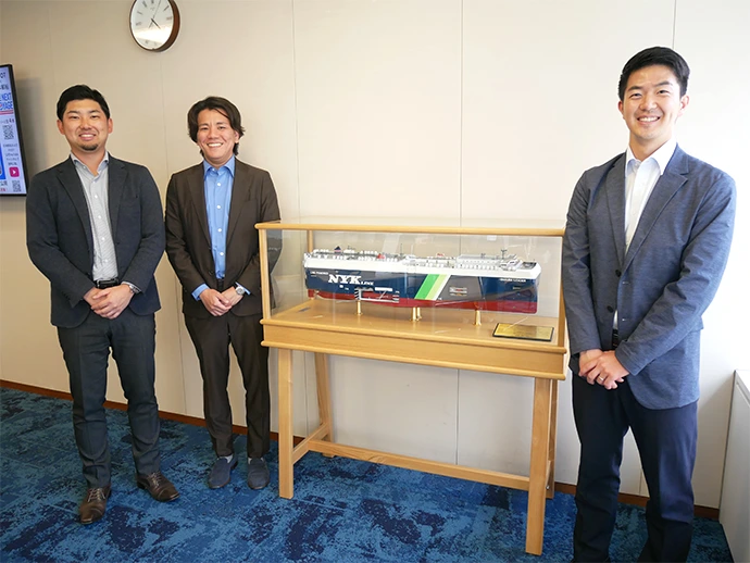 脱炭素G菅野さん、五十川さん、自動車事業統轄G関さん