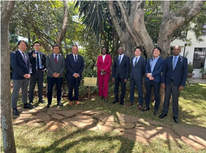 Yusen Africa (East Africa) Limited立上げのプロジェクトメンバー。ナイロビのAGL Kenya本社にて。ケニアは東アフリカの物流ハブとして重要性が高まっている